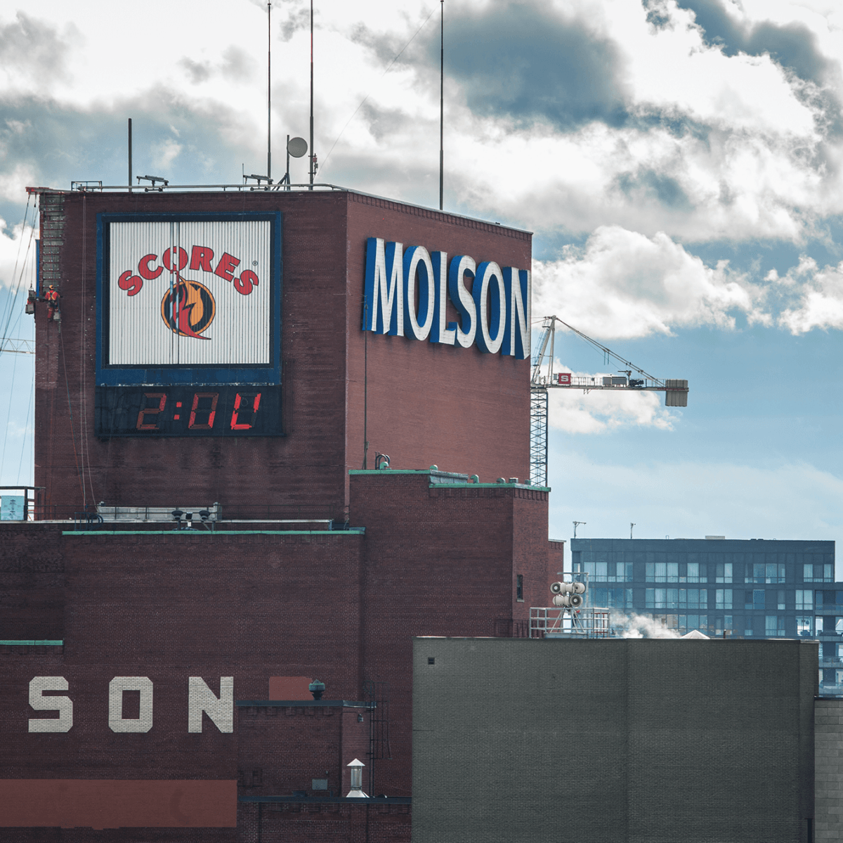 An image of the Molson Coors Brewery and Factory